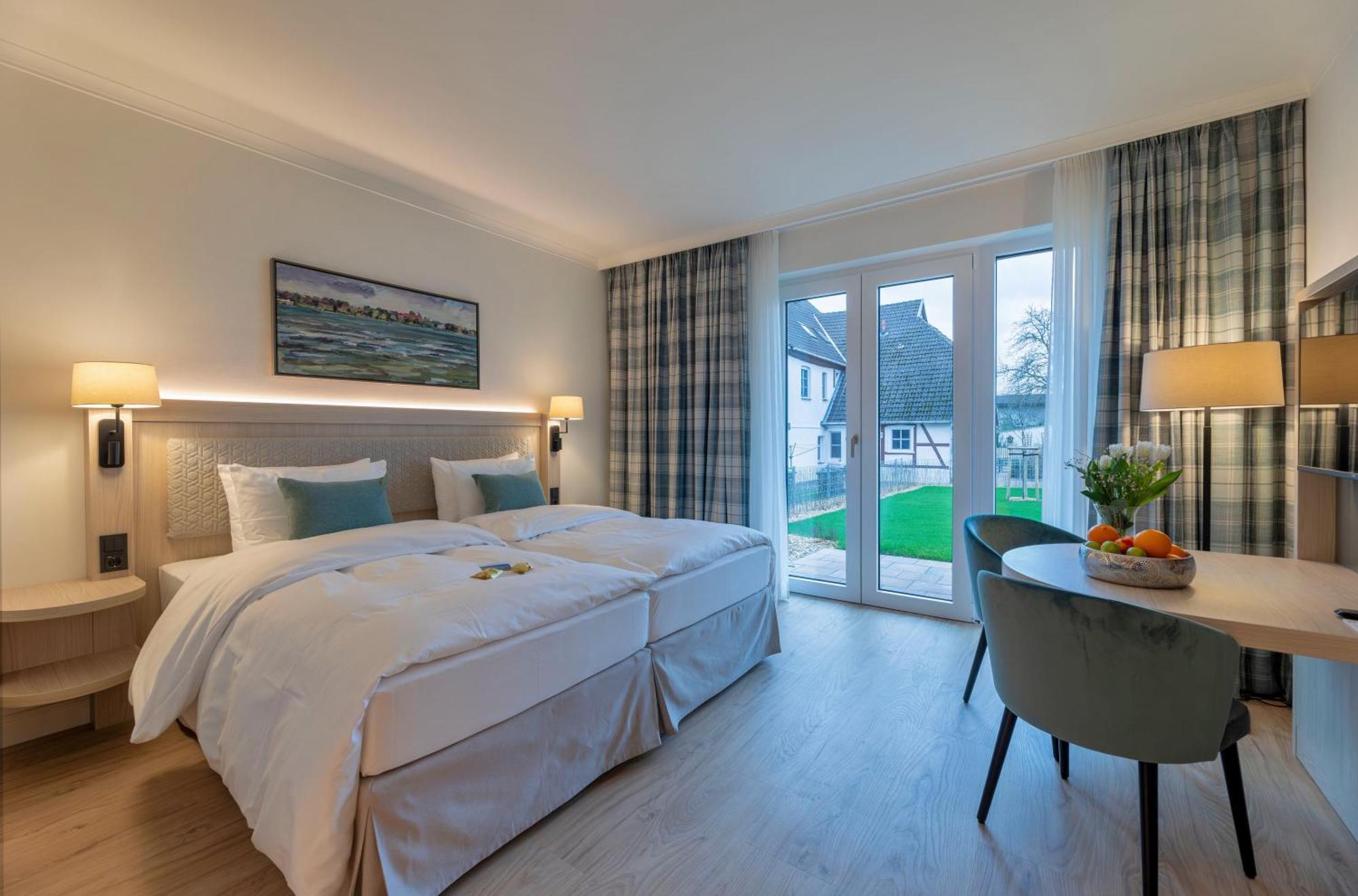 Seehotel Zarrentin Zarrentin am Schaalsee Extérieur photo
