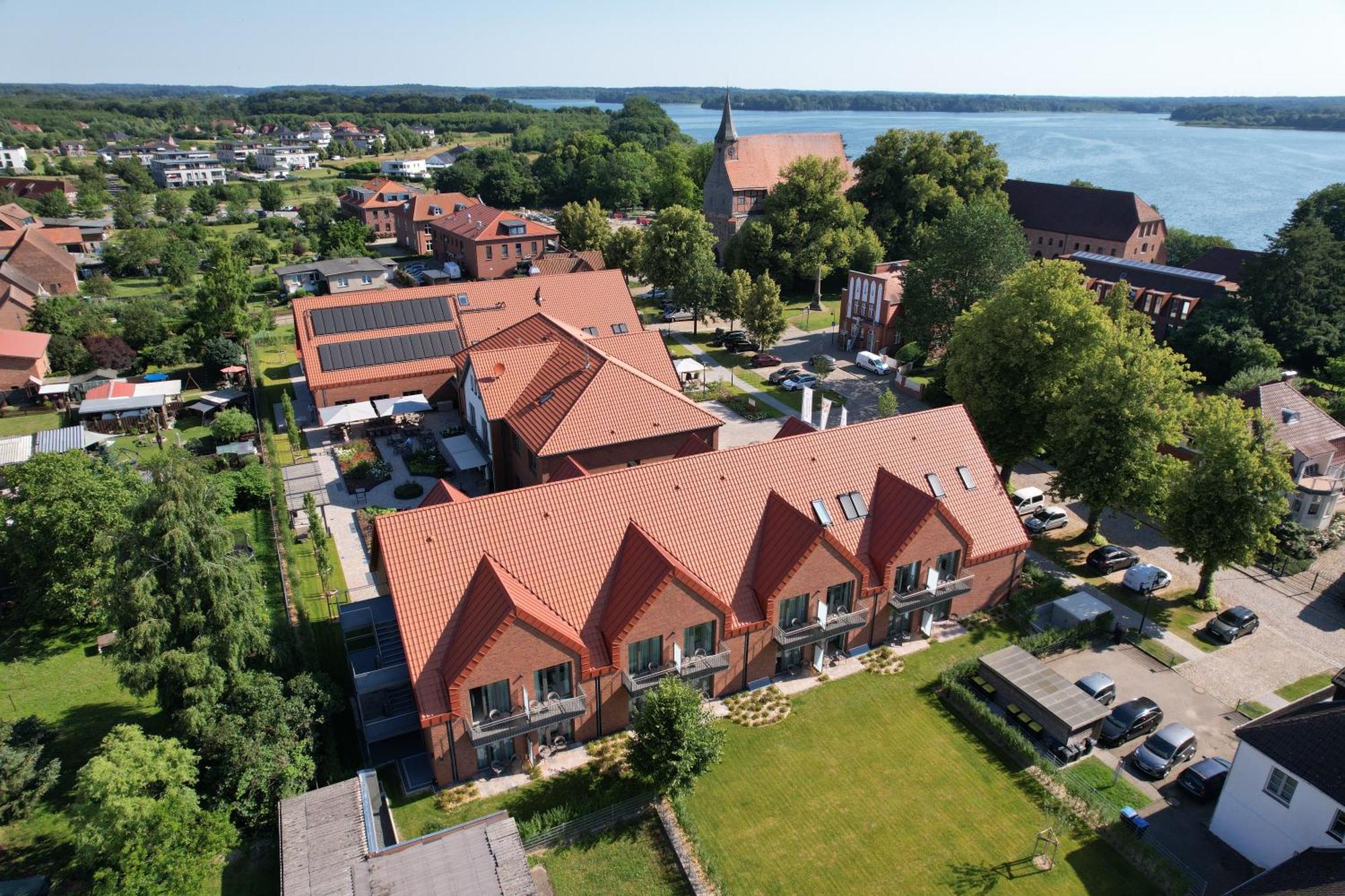 Seehotel Zarrentin Zarrentin am Schaalsee Extérieur photo