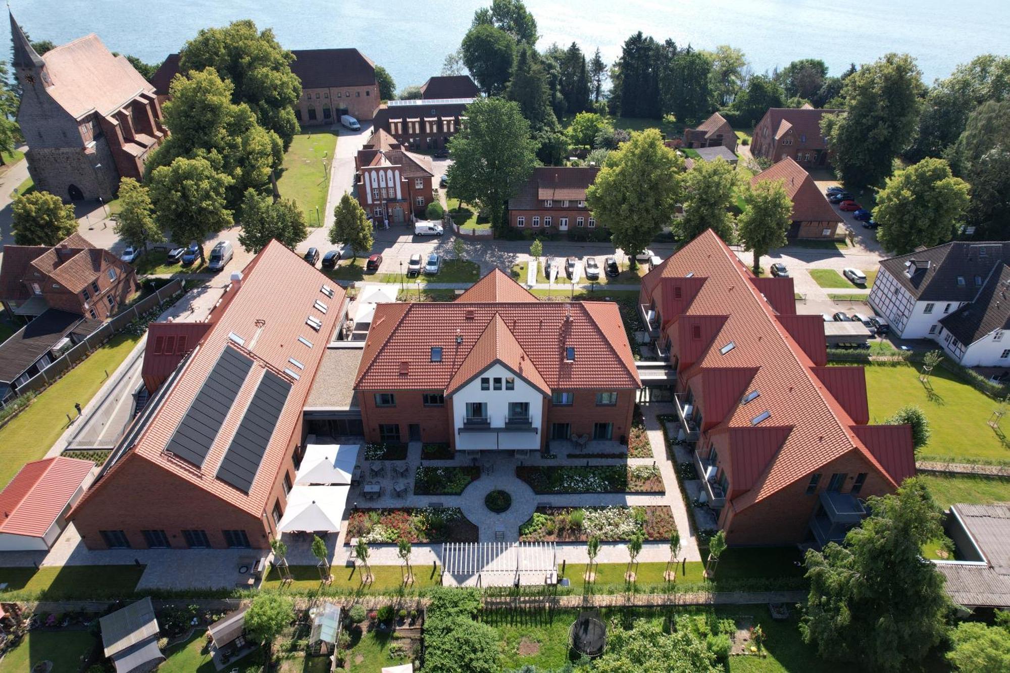 Seehotel Zarrentin Zarrentin am Schaalsee Extérieur photo